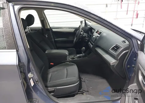 2017 Subaru Legacy 2.5I Premium z USA, uszkodzony, nr VIN 4S3BNAC65H3009268